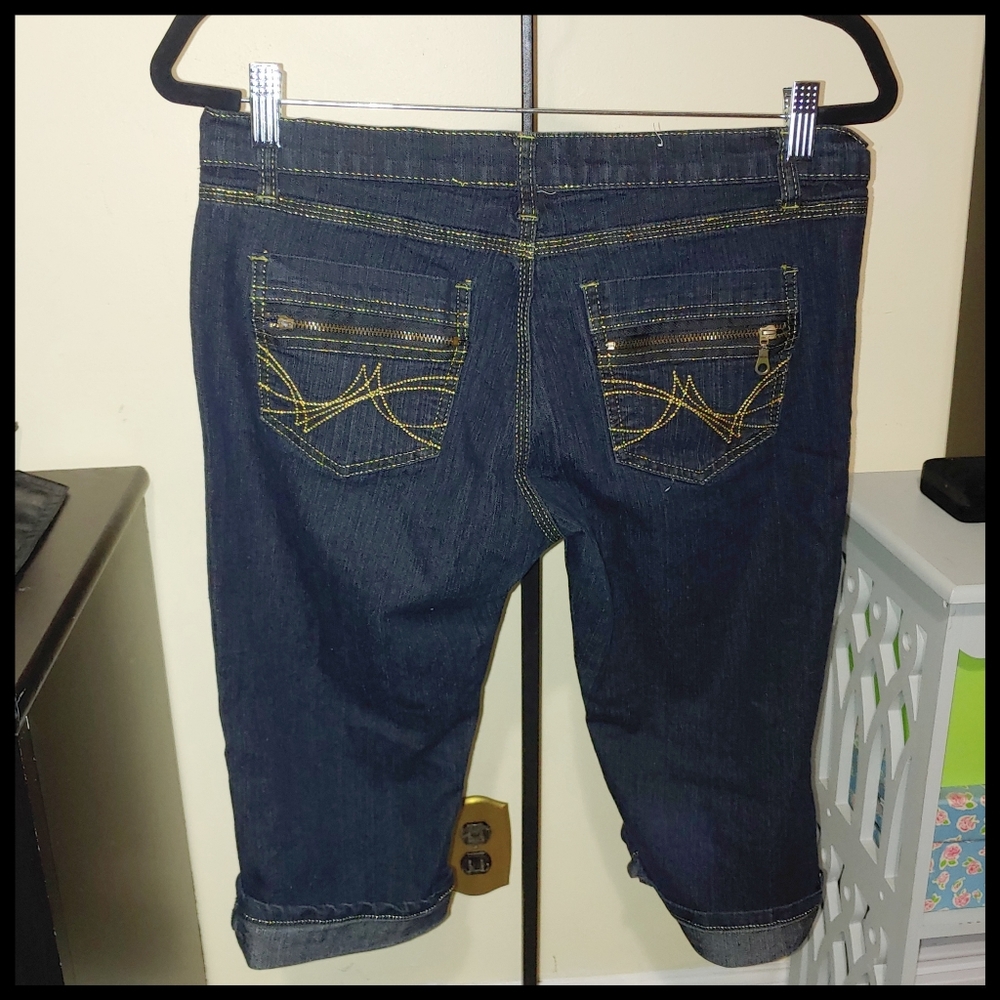Tough Club Gold Stitching Capris - Picture 2 of 8